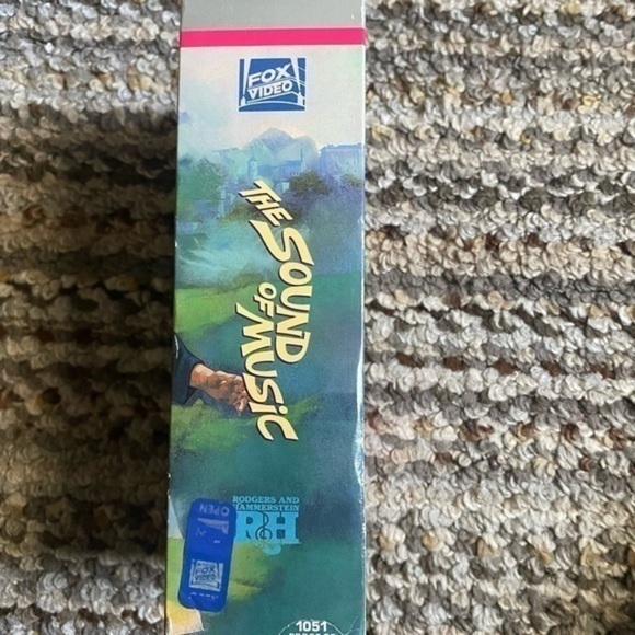 The Sound of Music Vhs 2 Tape Box Set - Collector’s Item - Picture 2 of 5